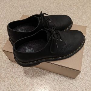 Dr. Marten Oxford in matte black
